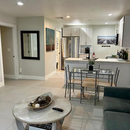 וסט פאלם ביץ' Close To Everything! Perfect Basecamp For Wpb מראה חיצוני תמונה